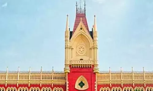Calcutta HC issues Rule of Contempt against 21 advocates for harassing judge