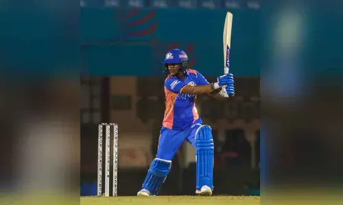 WPL 2025: Skipper Harmanpreets brilliant half-century lifts MI to 179/6