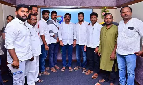 MLC Teenmar Mallanna Inaugurates Q News & Shanarthi Telangana Office in Mahbubnagar Amid Massive Public Support