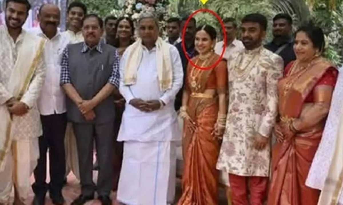 Karnataka BJP shares photo of Ranya Rao with CM Siddaramaiah, raises questions Karnataka BJP shares photo of Ranya Rao with CM Siddaramaiah, raises questions