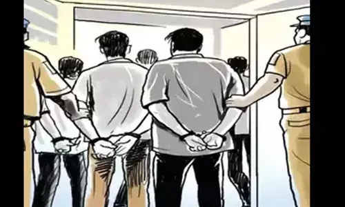 Edible oil racket busted, 1 arrested in joint drive