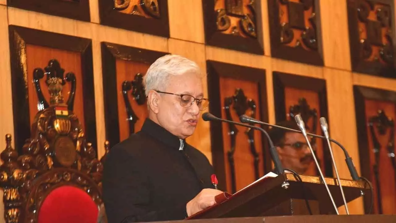 Governor praises - Rising Telangana Governor praises - Rising Telangana