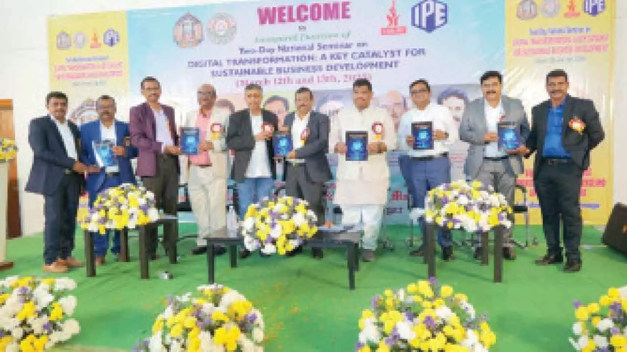 National conference on digital change begins at SU National conference on digital change begins at SU