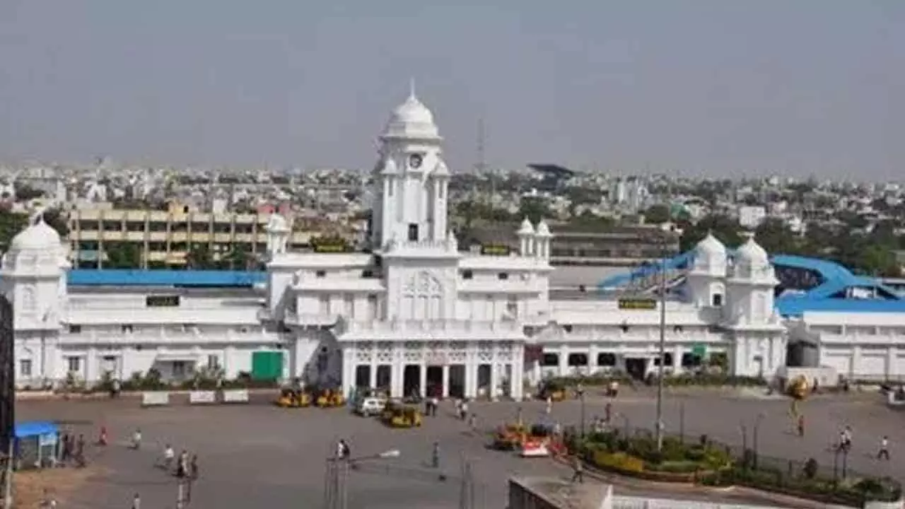 Tungabhadra Express terminal shifted from Sec’bad to Kacheguda Tungabhadra Express terminal shifted from Sec’bad to Kacheguda