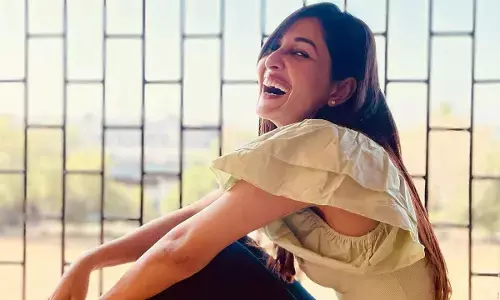 Pooja Chopra recalls water balloon fights and fond Holi memories with family