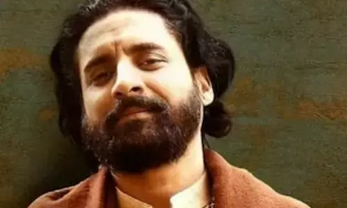 From gorging on gujiyas, to listening to music: Chandan Roy Sanyal shares how he celebrates Holi