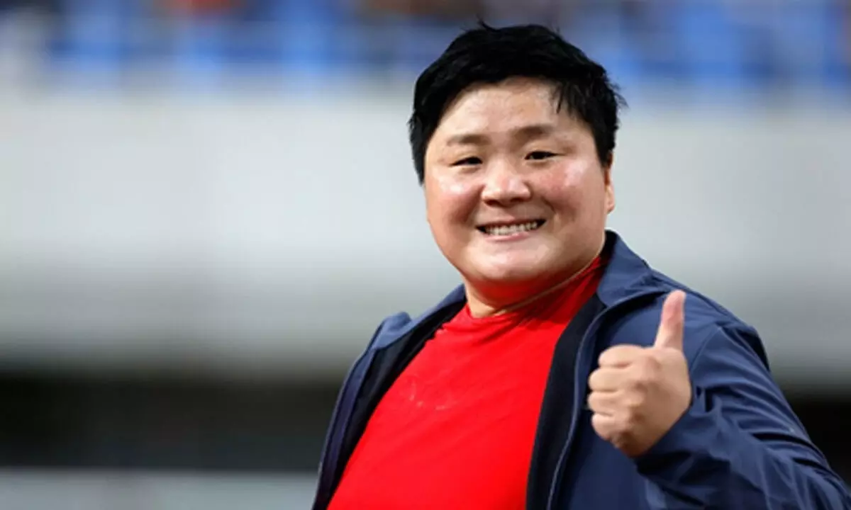 Olympic champion Gong to lead Chinas team at World Indoor Championships Olympic champion Gong to lead Chinas team at World Indoor Championships