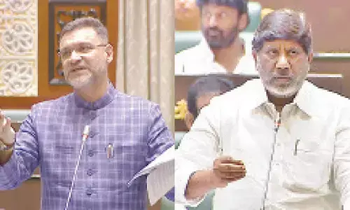 Akbaruddin raises concern over limited duration of Budget session