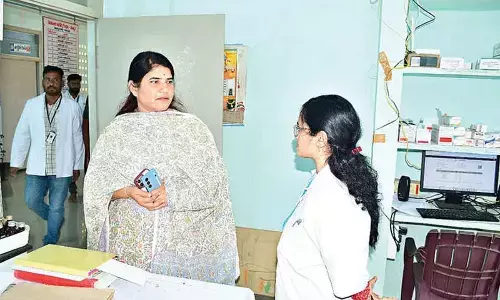 Collector inspects Panyam community health centre