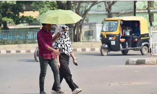 IMD issues heat wave warning