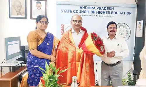 VSU Vice-Chancellor meets Governor