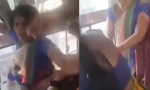 Women brawl over bus seat