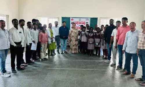 DMHO Dr. K.V. Swarajyalakshmi Leads Free Spectacles Distribution for Students in Tadur