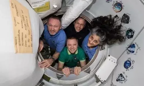 Sunita to return to Earth today