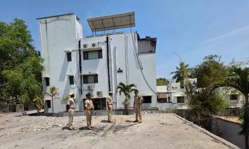 Security breach at DK Aruna’s house, JH police register case