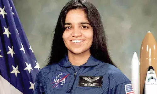 India’s daughter Kalpana Chawla dared to dream beyond stars