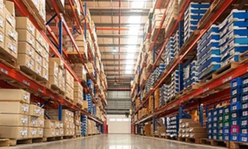 Nearly half of foreign workers in S. Korea work in mining, manufacturing