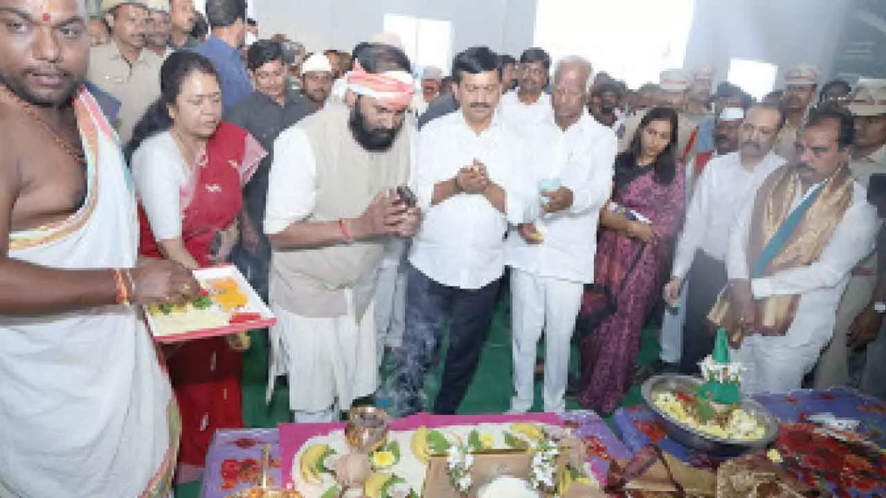 Devadula project waters will rescue farmers, assures Uttam Devadula project waters will rescue farmers, assures Uttam