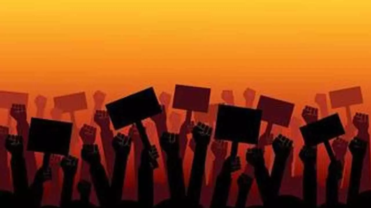 Municipal staff stage protest over tax dues