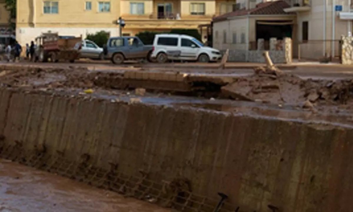 Heavy rain leaves two dead in southern Spain