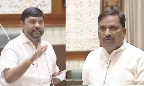 Cong, BRS spar over Yadagirigutta devpt