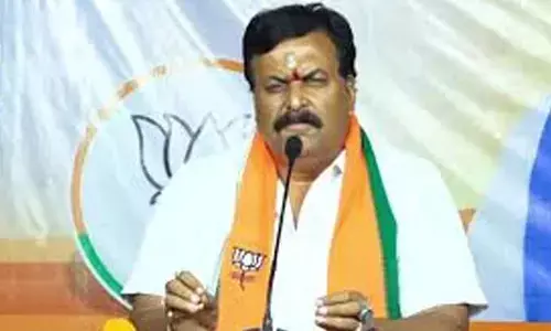 Congress govt adopting double standards on UoH lands: Ex-MLC Dr Ponguleti