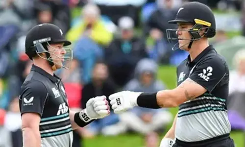 NZ thrash Pak by 5 wkts to take 2-0 T20 series lead