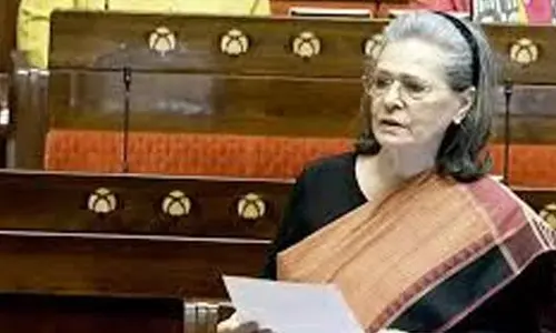 MGNREGA: Sonia demands Rs 400 minimum wage, 150 work days