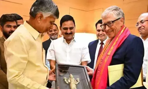 Chandrababu meets Bill Gates discusses collaboration for AP development