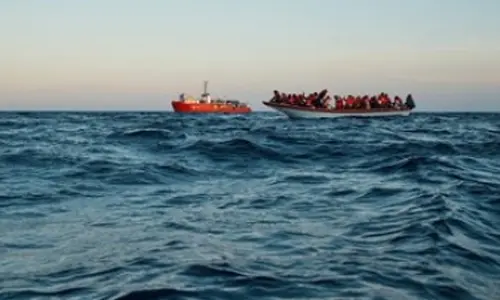 40 migrants missing, 10 rescued after shipwreck in Mediterranean