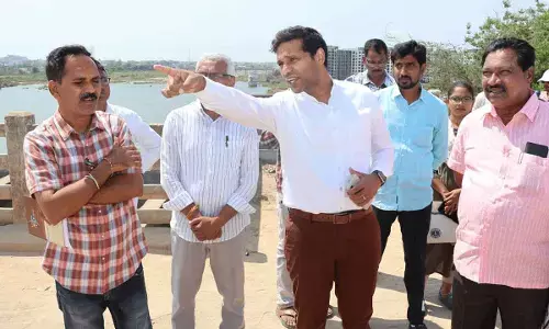 Munneru retaining wall works to be expedited