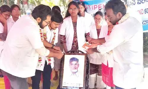 Stipend hike demand fullfilled, veterinary students call off strike