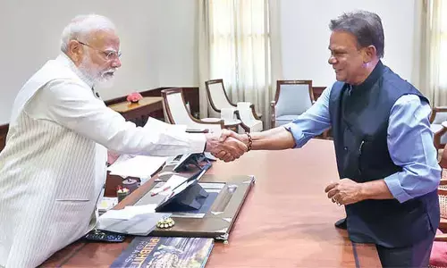 Ray meets PM, seeks Railway Division in Rourkela