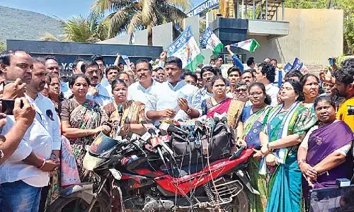 YSRCP stages protest against removal of YSR from stadium name