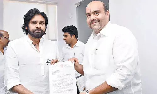 Baby Naina seeks funds for bridge at Golladi