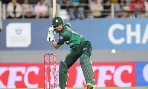 ‘Tip your hat off to Nawaz, he was unbelievable” NZ skipper Bracewell applauds record-breaking ton