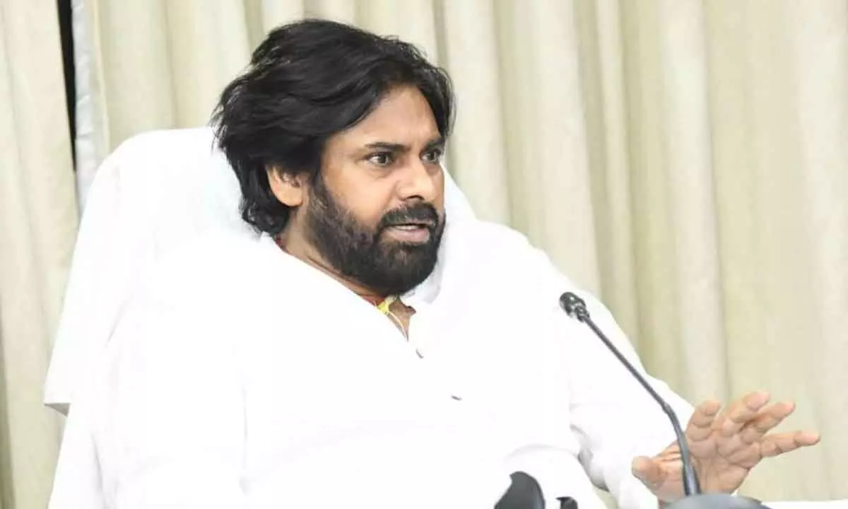 Deputy Chief Minister Pawan Kalyan Launches Farm Pond Initiative in Orvakallu Mandal Deputy Chief Minister Pawan Kalyan Launches Farm Pond Initiative in Orvakallu Mandal