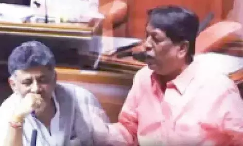 JD(S) MLA demands two bottles of free liquor for men in State