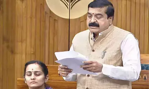 MP Ambica requests more funds for Anantapur development