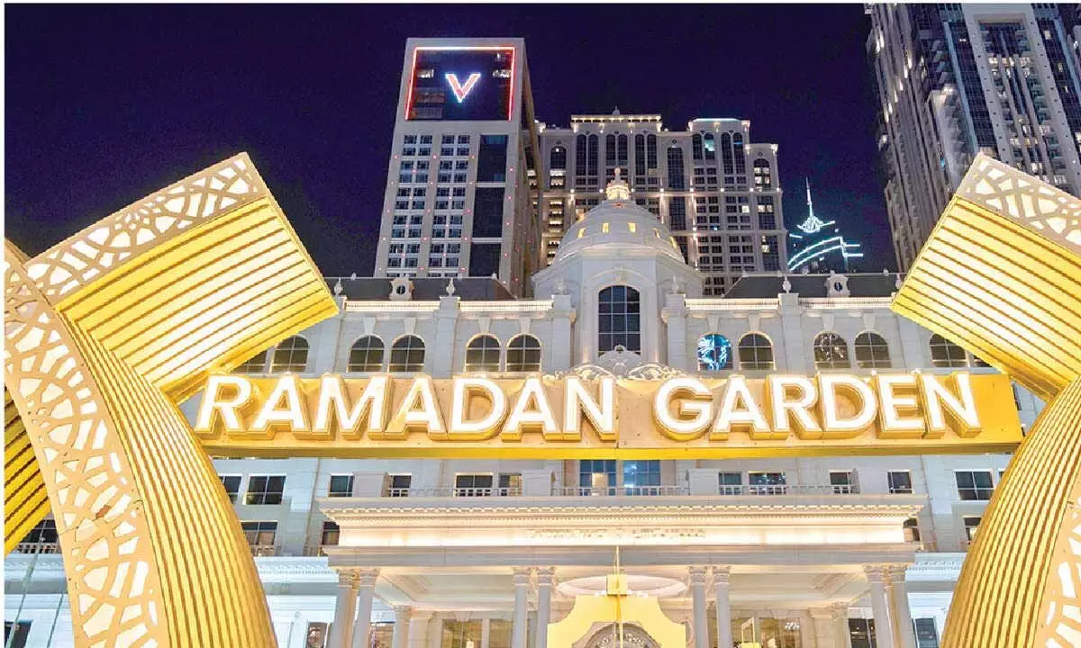 Best Suhoor Spots in Dubai for a Late-Night Indulgence Best Suhoor Spots in Dubai for a Late-Night Indulgence