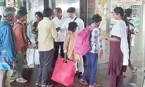 Waltair focuses on intensive ticket checking drives