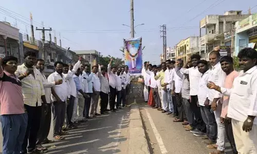 Former MPP Pulakurthi Tirumal Reddy’s Third Death Anniversary Commemorated in Aija