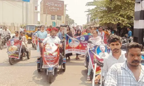 Transgenders demand stern punishment to murder accused