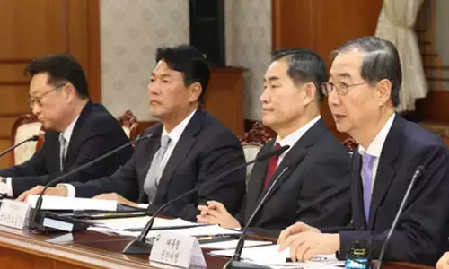 South Korean Acting President Han calls for thorough preparations for cooperation with Trump administration