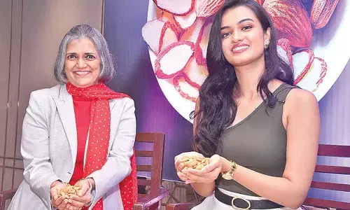 People advised to eat almonds for better health