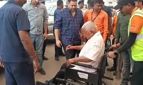 Lalu, Tejashwi join AIMPLBs protest against Waqf (Amendment) Bill in Patna, assure support