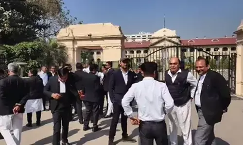 Cash at Judges home: Allahabad High Court lawyers strike over Justice Varmas transfer enters second day