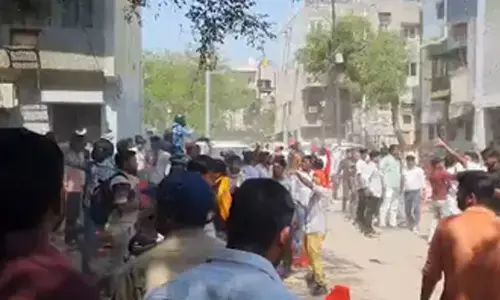 Karni Sena activists storm SP MP Ramji Lal Suman’s residence, clash with police