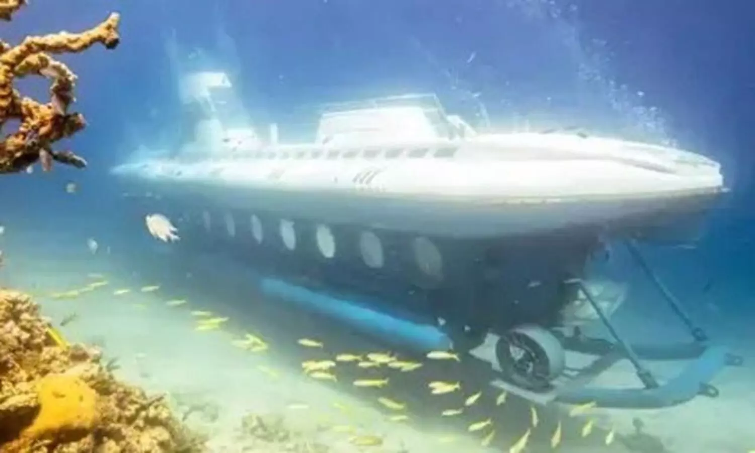 Six Feared Dead After Tourist Submarine Sinks in Egypt’s Red Sea