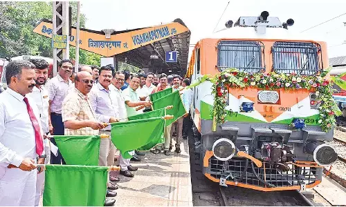 Suggestions offered to enhance biz operations at Adani Port